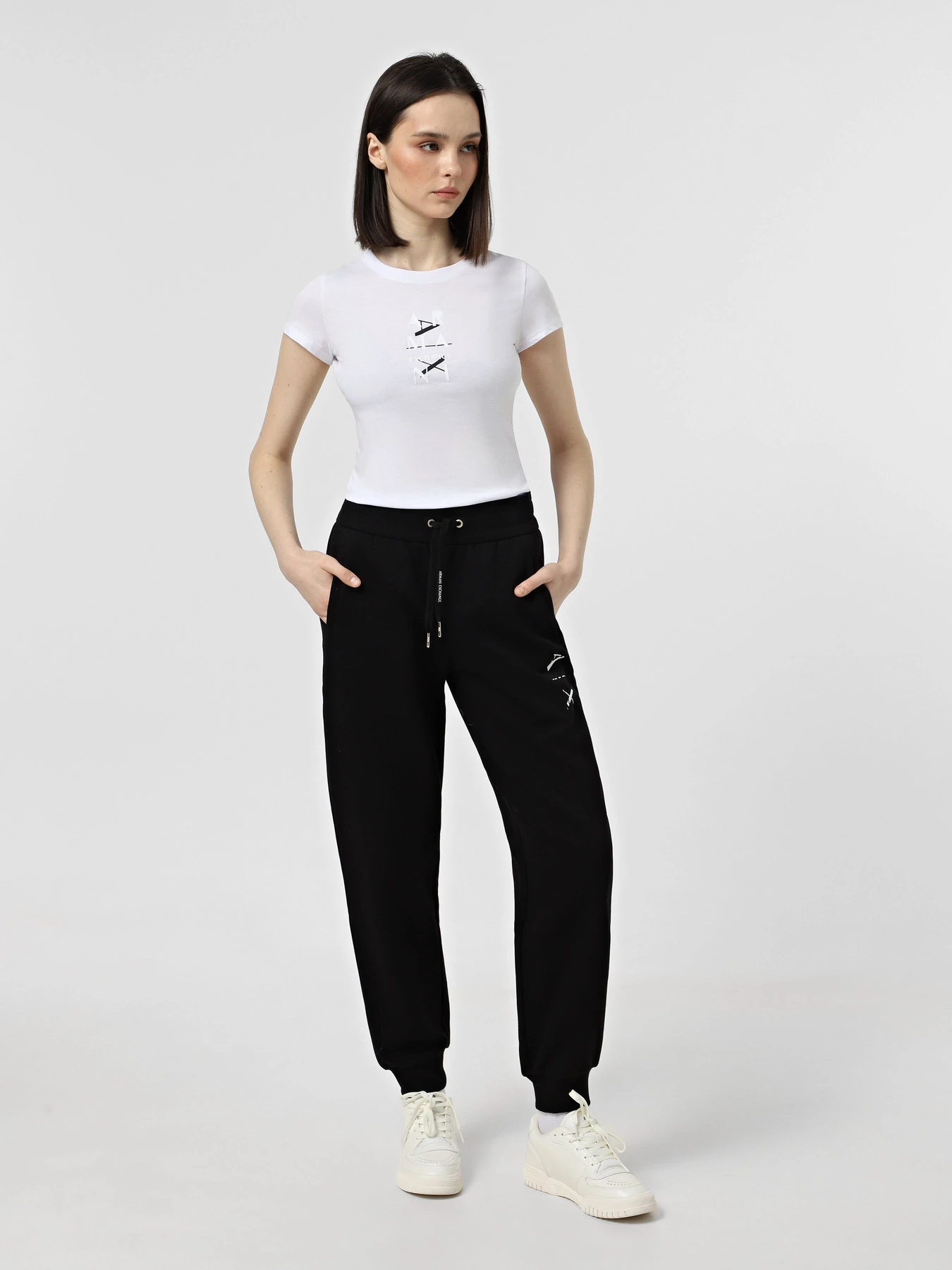 Футболки и поло Armani Exchange модель 6DYT26-YJ3RZ-1000 Футболки и поло Armani Exchange модель 6DYT26-YJ3RZ-1000 Фото