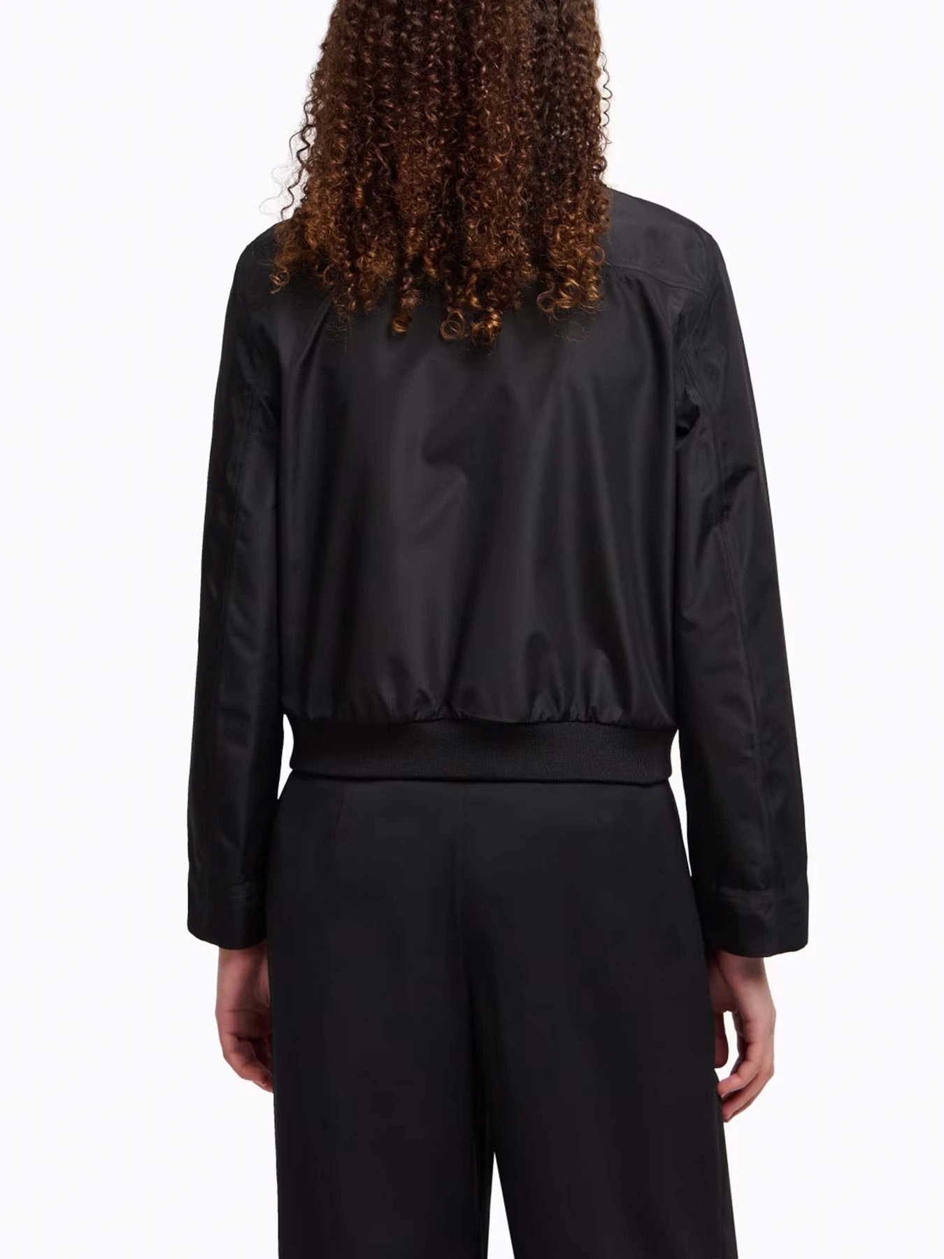 Куртки та дублянки Armani Exchange модель XW000418-AF12806-UC001 Куртки та дублянки Armani Exchange модель XW000418-AF12806-UC001 Фото