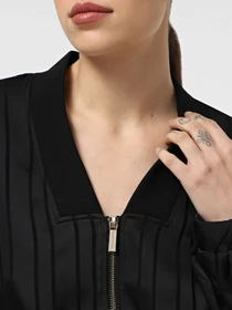 Куртки та дублянки Armani Exchange модель XW000174-AF12744-FC041 Фото