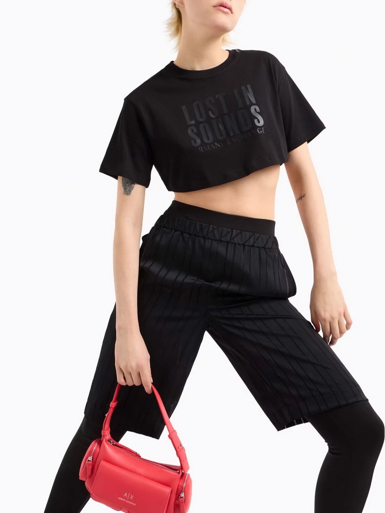 Футболки і поло Armani Exchange Lost in sounds модель XW000546-AF10359-UC001 Футболки і поло Armani Exchange Lost in sounds модель XW000546-AF10359-UC001 Фото