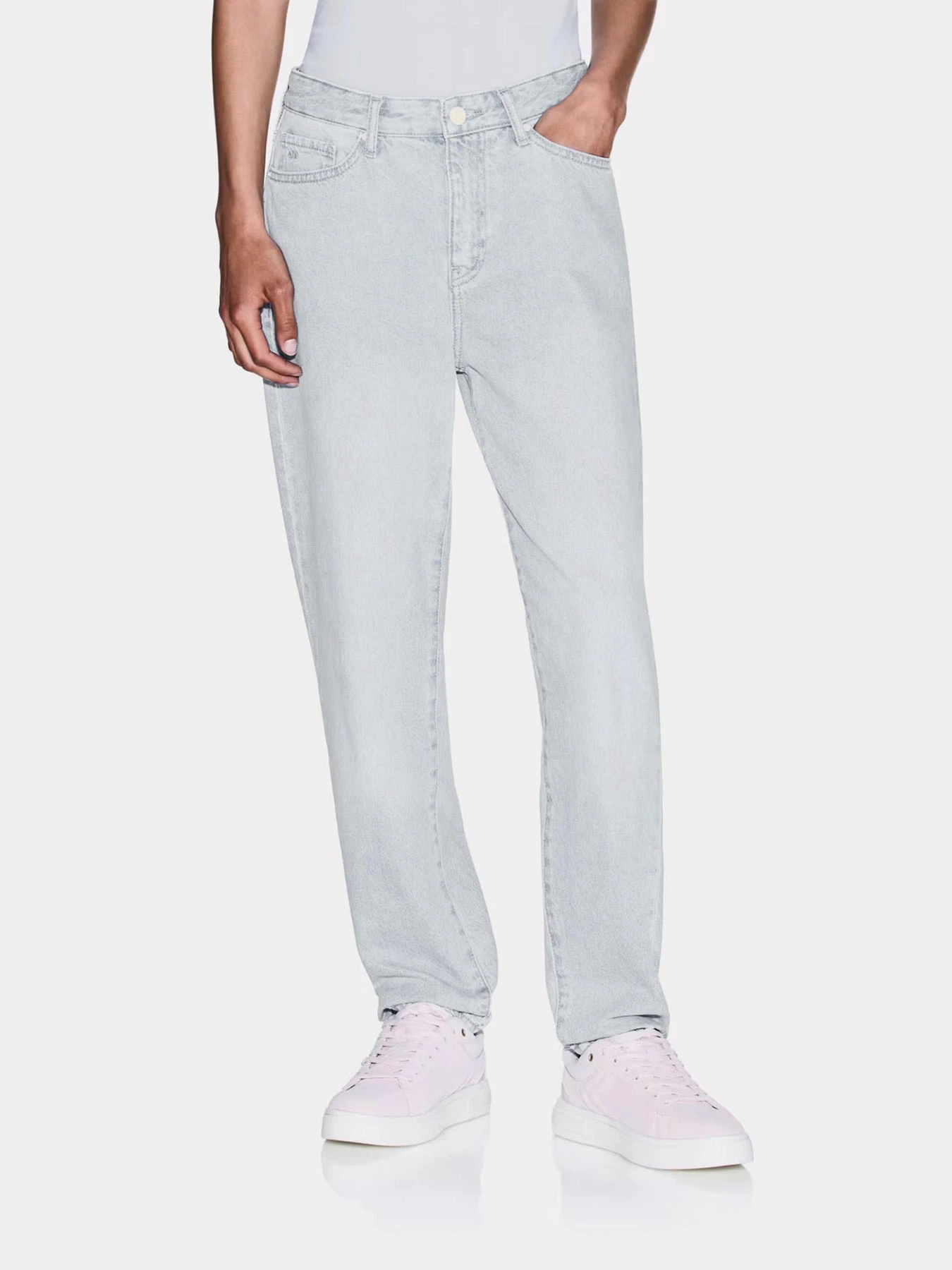 Джинси Armani Exchange модель XW000073-AF14494-MB003 Джинси Armani Exchange модель XW000073-AF14494-MB003 Фото