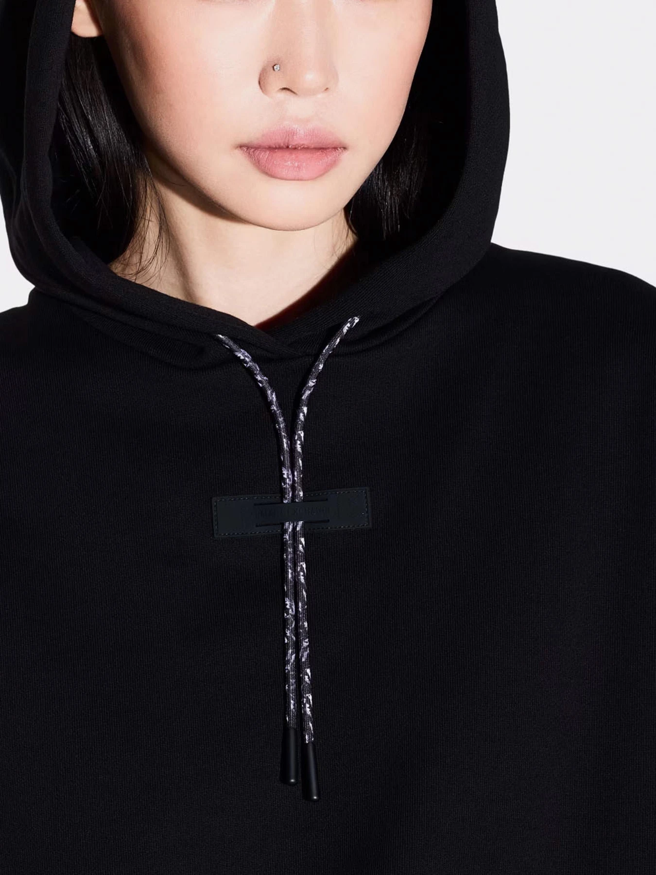 Худі та світшоти Armani Exchange модель XW000748-AF16114-UC001 Худі та світшоти Armani Exchange модель XW000748-AF16114-UC001 Фото