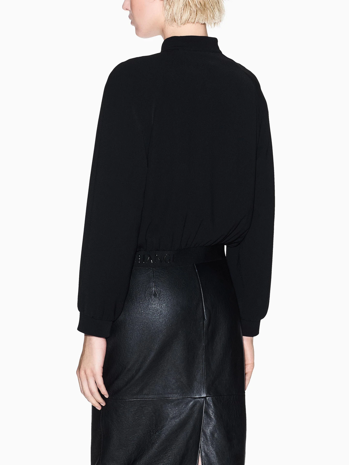 Куртки та дублянки Armani Exchange модель XW001029-AF10872-UC001 Куртки та дублянки Armani Exchange модель XW001029-AF10872-UC001 Фото