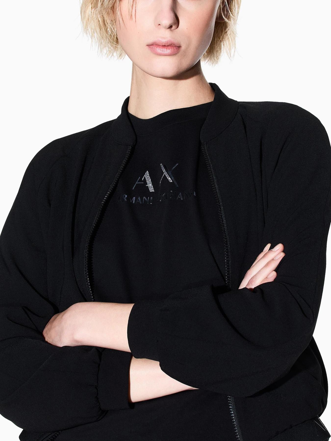Куртки та дублянки Armani Exchange модель XW001029-AF10872-UC001 Куртки та дублянки Armani Exchange модель XW001029-AF10872-UC001 Фото