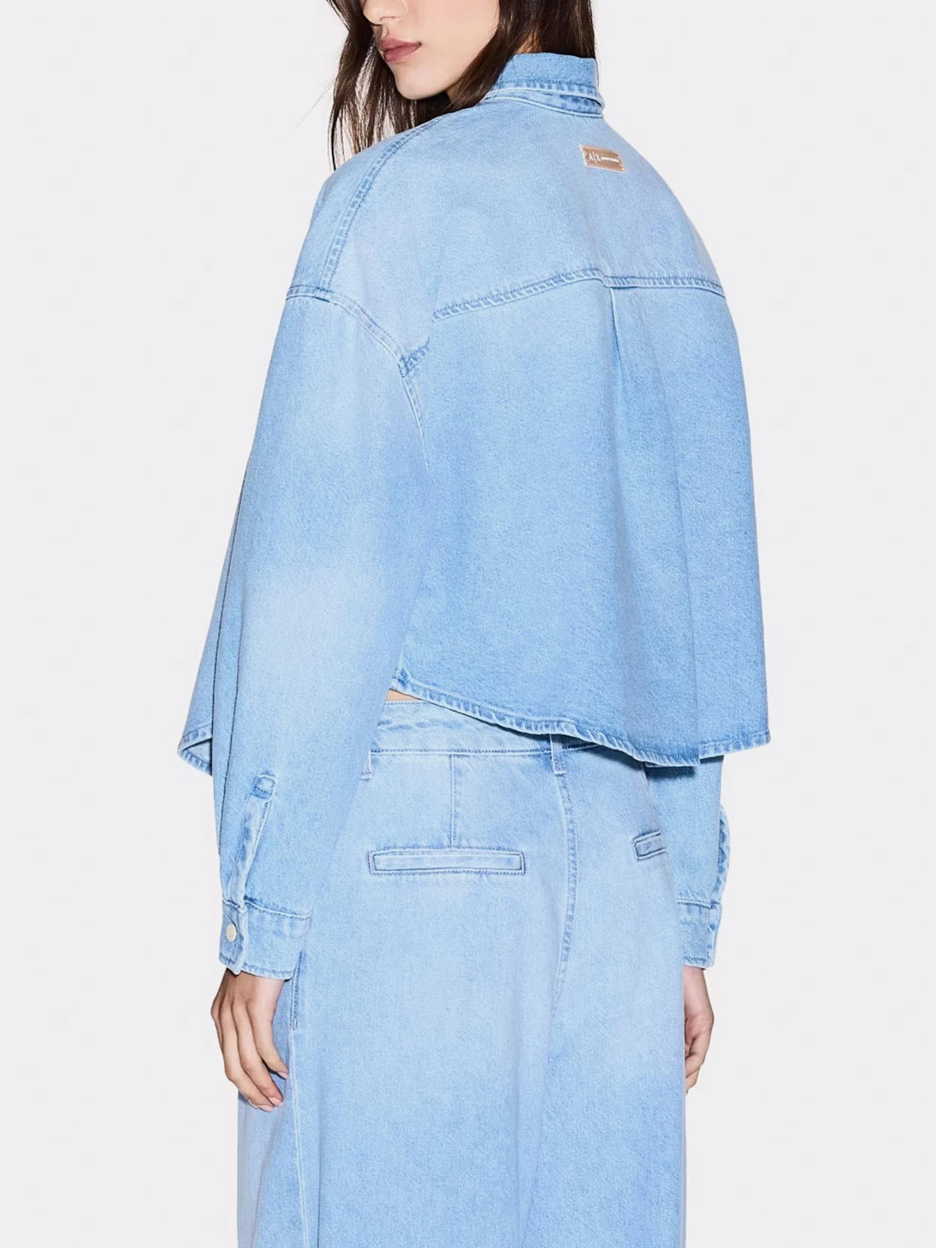 Рубашки Armani Exchange модель XW001340-AF14494-MB003 Рубашки Armani Exchange модель XW001340-AF14494-MB003 Фото