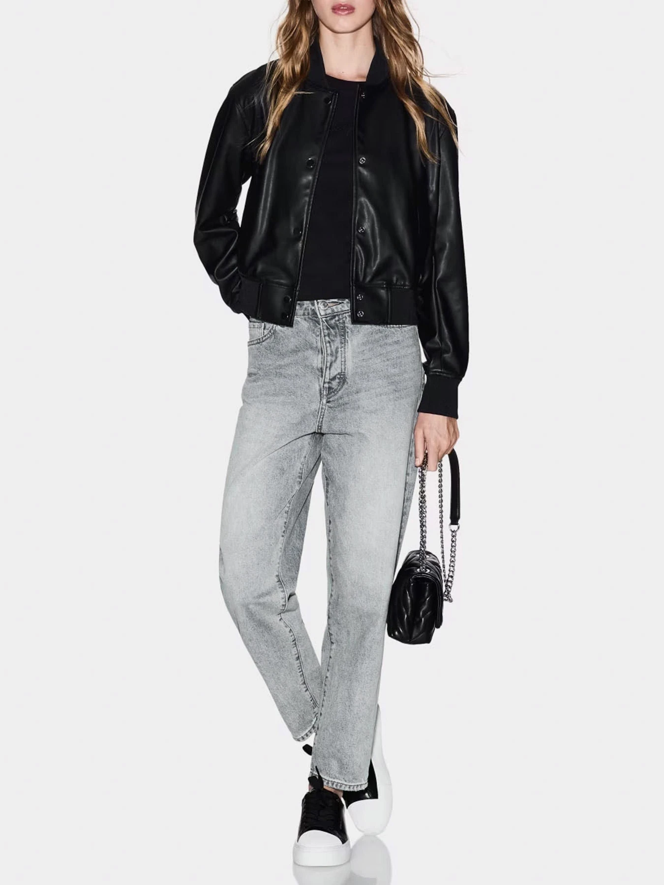 Куртки и дубленки Armani Exchange модель XW001432-AF16618-UC001 Куртки и дубленки Armani Exchange модель XW001432-AF16618-UC001 Фото