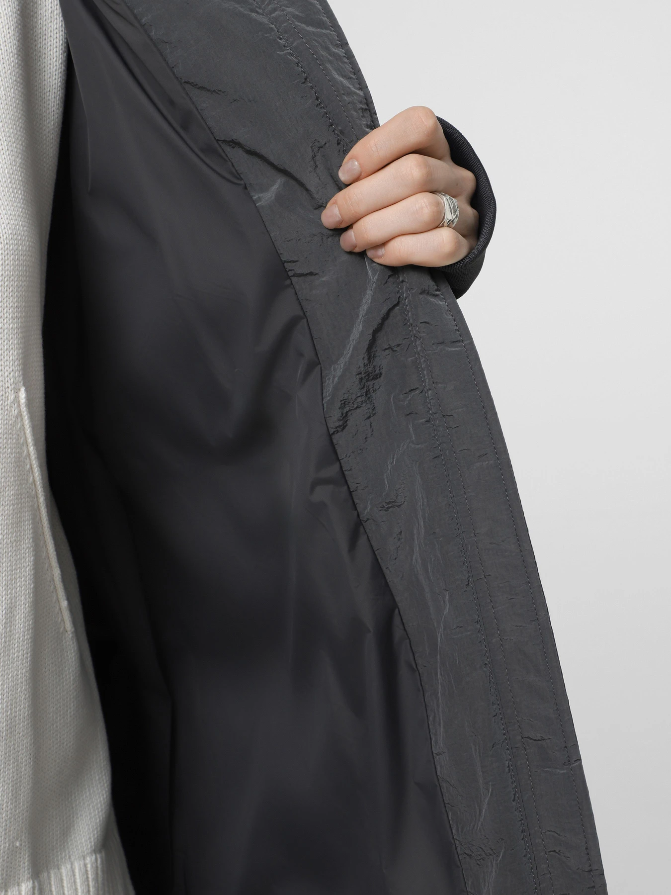 Куртки та дублянки Armani Exchange модель XW000649-AF16207-U8105 Куртки та дублянки Armani Exchange модель XW000649-AF16207-U8105 Фото