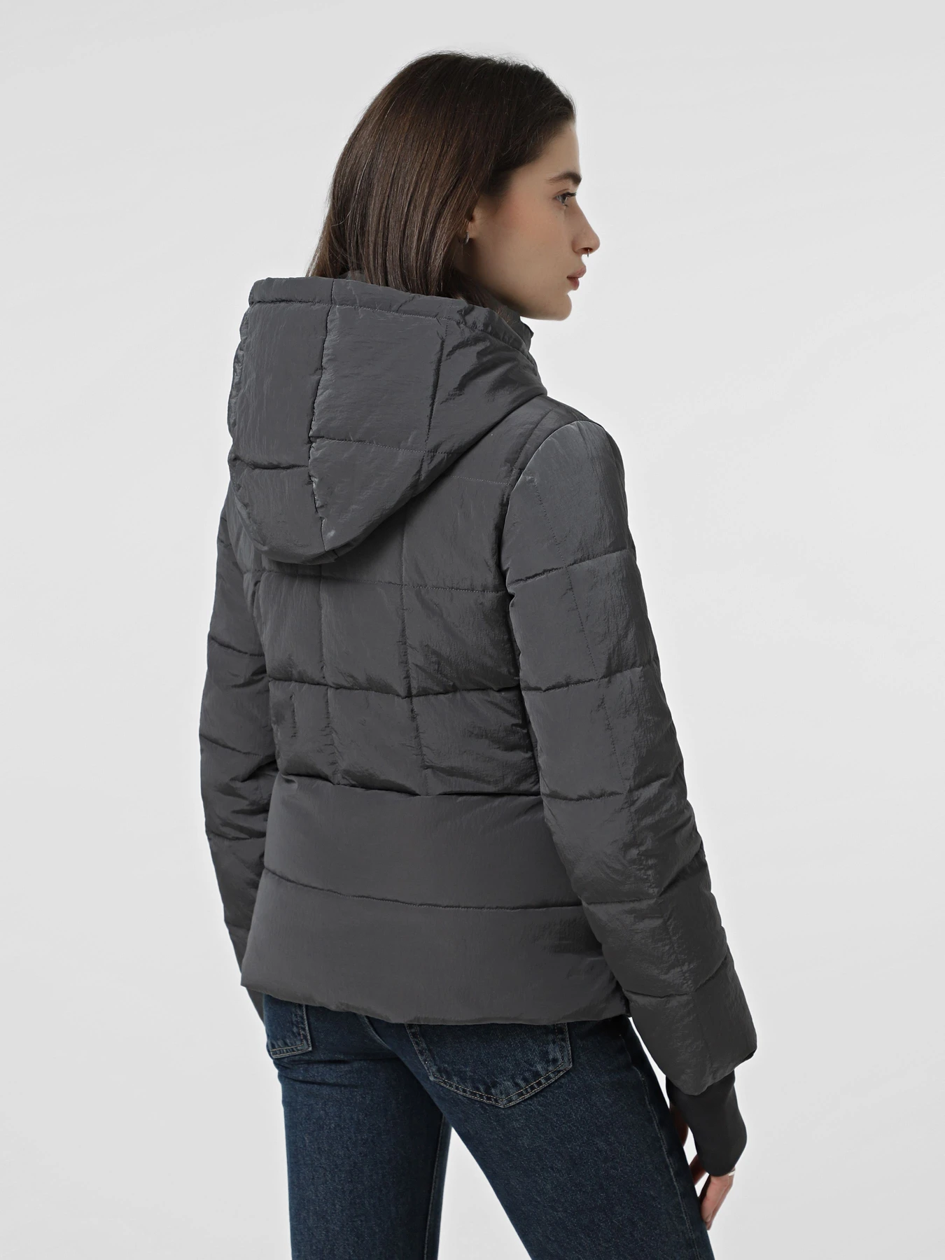 Куртки и дубленки Armani Exchange модель XW000650-AF16207-U8105 Куртки и дубленки Armani Exchange модель XW000650-AF16207-U8105 Фото