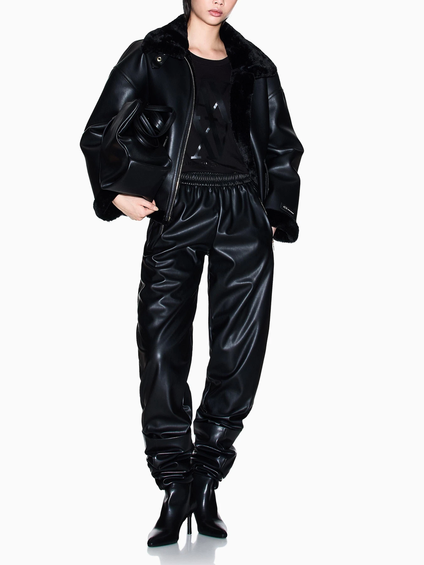 Куртки та дублянки Armani Exchange модель XW000713-AF16389-UC001 Фото