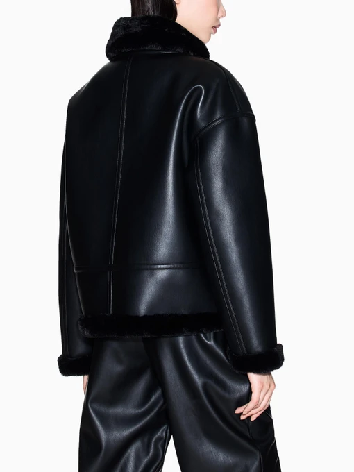 Жіноча Дублянка Armani Exchange фото 2