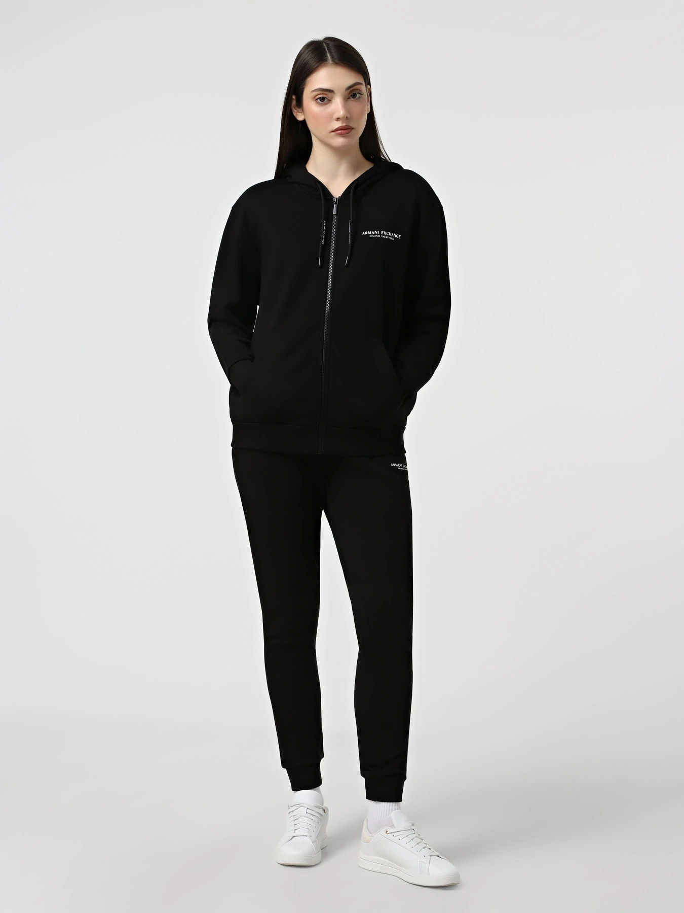 Худи и свитшоты Armani Exchange модель XW001452-AF10830-UC001 Фото