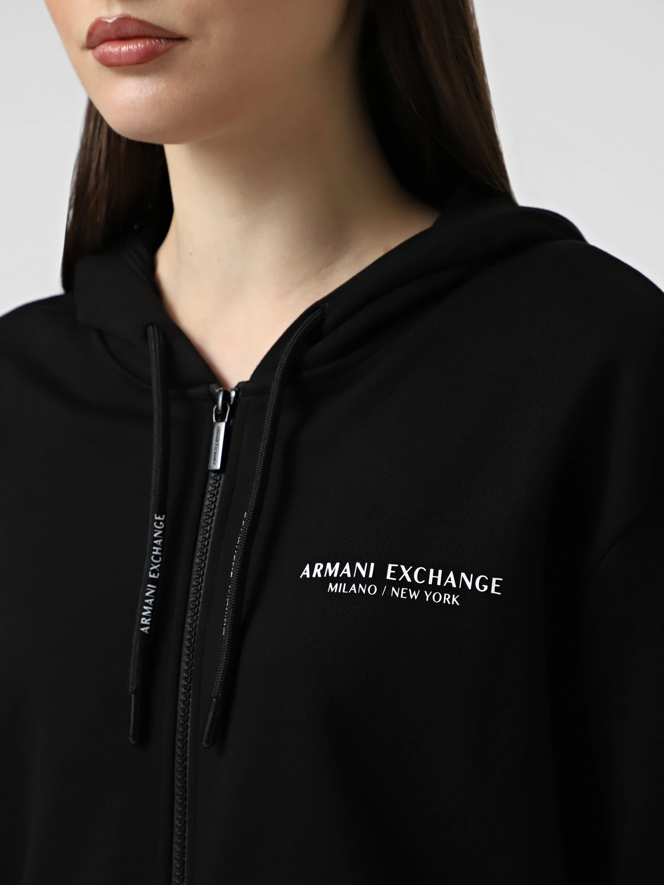 Худи и свитшоты Armani Exchange модель XW001452-AF10830-UC001 Фото