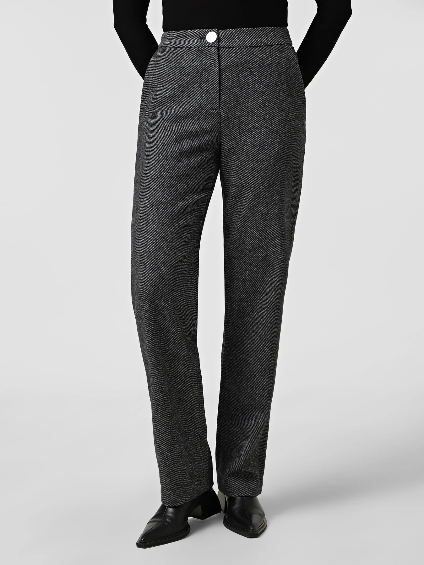 Брюки Armani Exchange модель XW000723-AF16146-M8049 Брюки Armani Exchange модель XW000723-AF16146-M8049 Фото