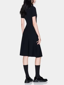 Сукні Armani Exchange модель XW001885-AF10352-UC001 Фото