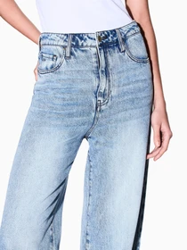 Джинсы Armani Exchange модель XW000100-AF21338-MB001 Фото