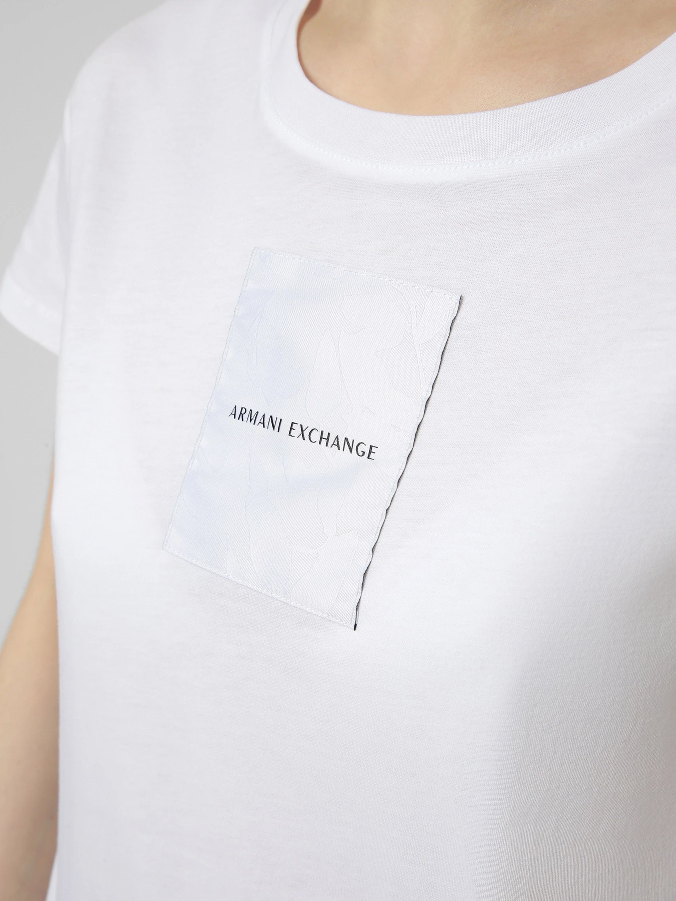 Футболки и поло Armani Exchange модель XW002338-AF10356-U0002 Футболки и поло Armani Exchange модель XW002338-AF10356-U0002 Фото