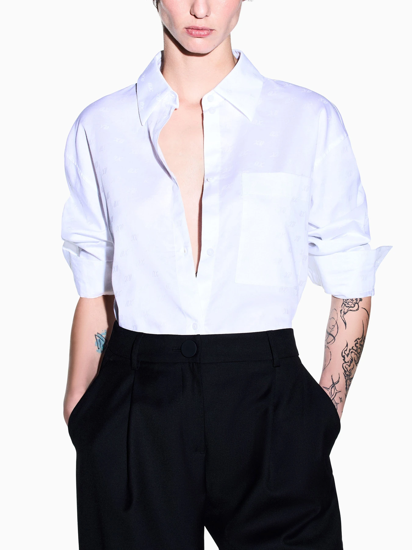 Рубашки Armani Exchange модель XW002700-AF25758-F0028 Фото