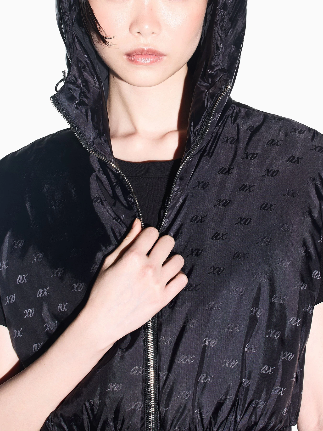 Куртки та дублянки Armani Exchange модель XW002432-AF26068-FC241 Фото