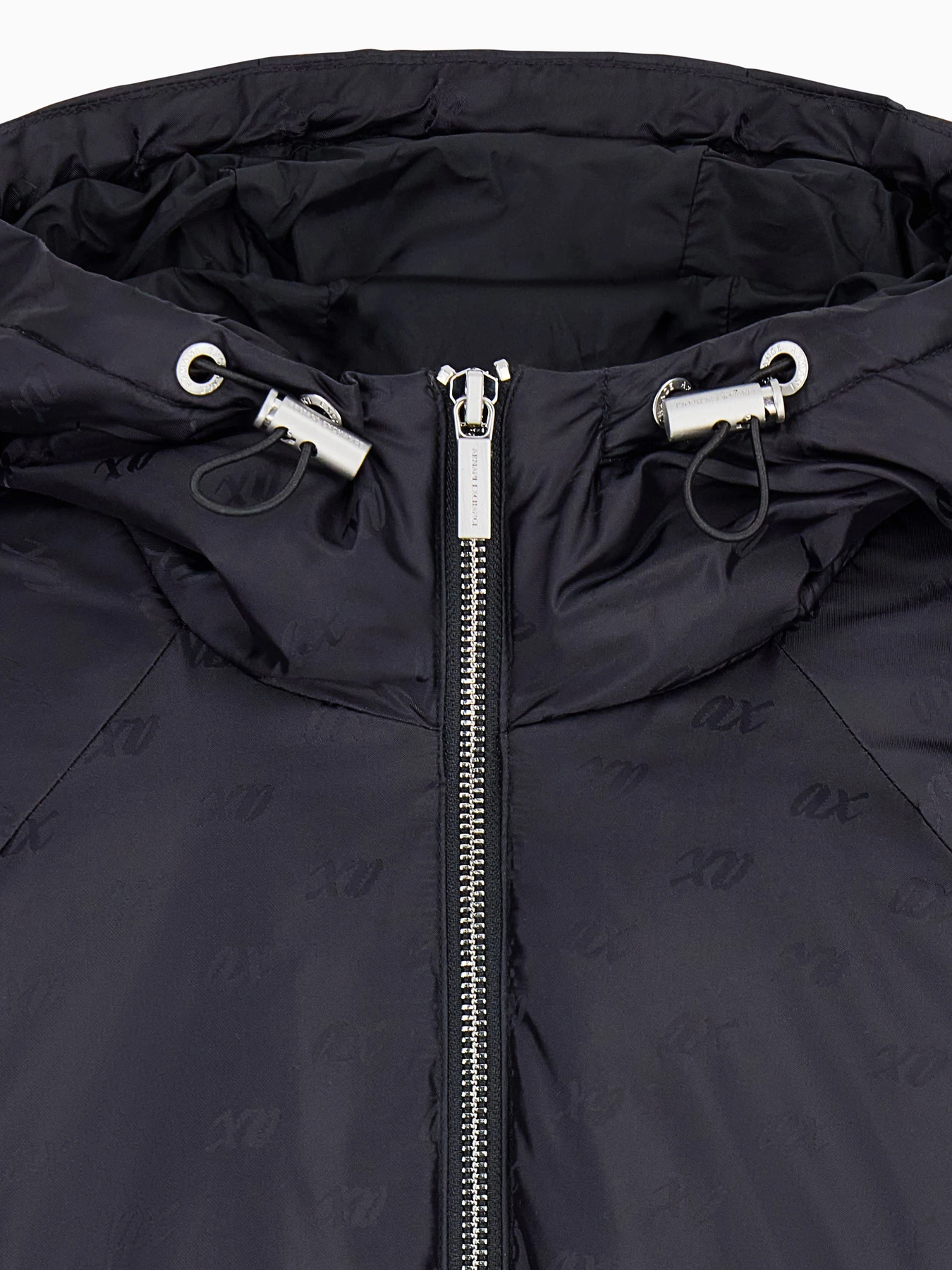 Куртки и дубленки Armani Exchange модель XW002434-AF26068-FC241 Куртки и дубленки Armani Exchange модель XW002434-AF26068-FC241 Фото