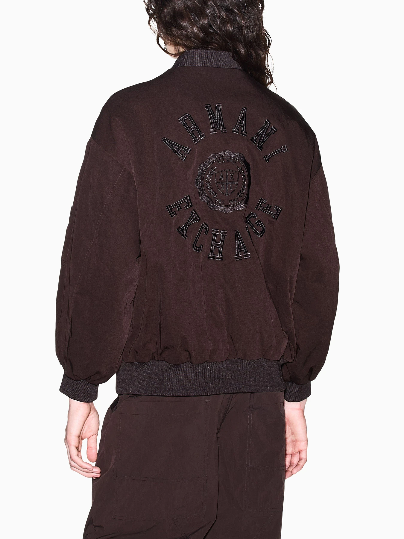 Куртки и дубленки Armani Exchange модель XW002435-AF26079-U6032 Куртки и дубленки Armani Exchange модель XW002435-AF26079-U6032 Фото