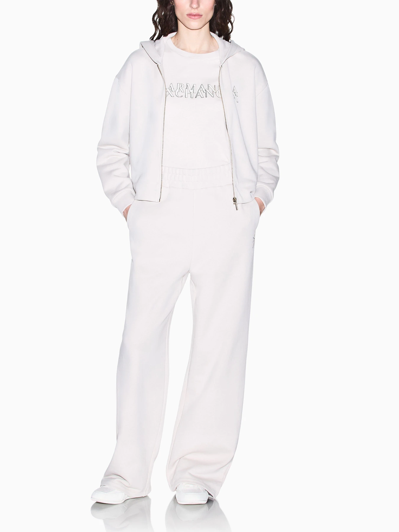 Брюки Armani Exchange модель XW002404-AF25528-U1039 Брюки Armani Exchange модель XW002404-AF25528-U1039 Фото