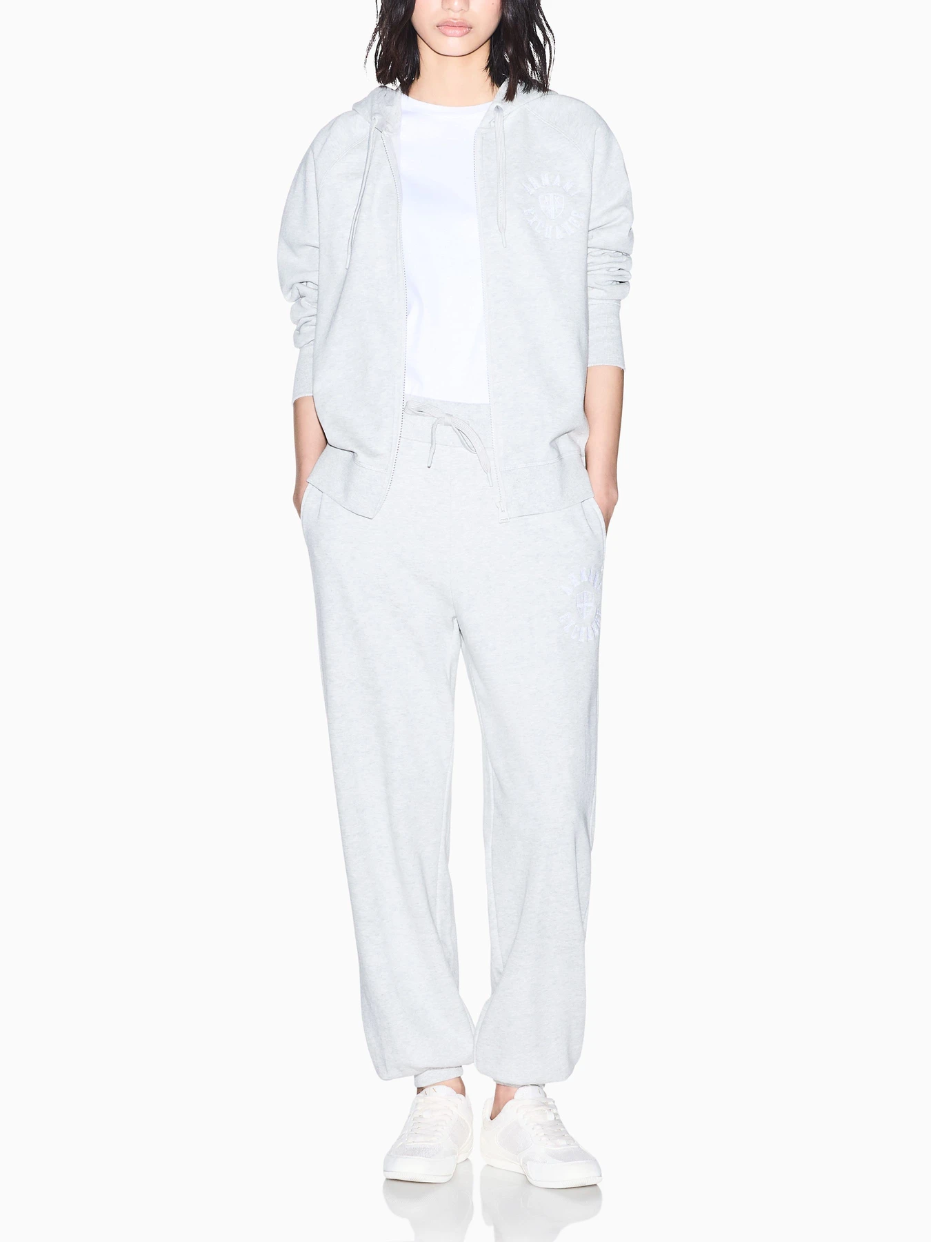 Худі та світшоти Armani Exchange модель XW002399-AF25527-O8019 Худі та світшоти Armani Exchange модель XW002399-AF25527-O8019 Фото