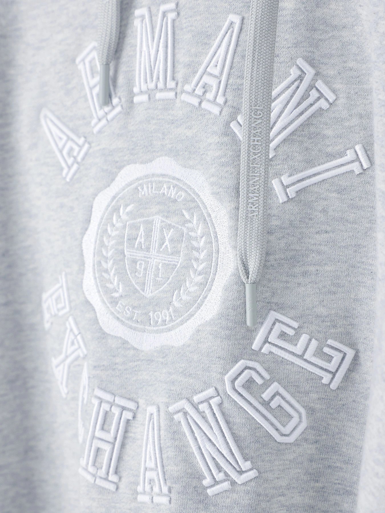 Худі та світшоти Armani Exchange модель XW002657-AF25527-O8019 Худі та світшоти Armani Exchange модель XW002657-AF25527-O8019 Фото