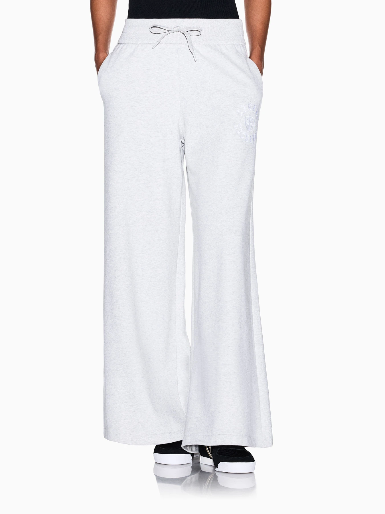 Брюки Armani Exchange модель XW002663-AF25527-O8019 Брюки Armani Exchange модель XW002663-AF25527-O8019 Фото