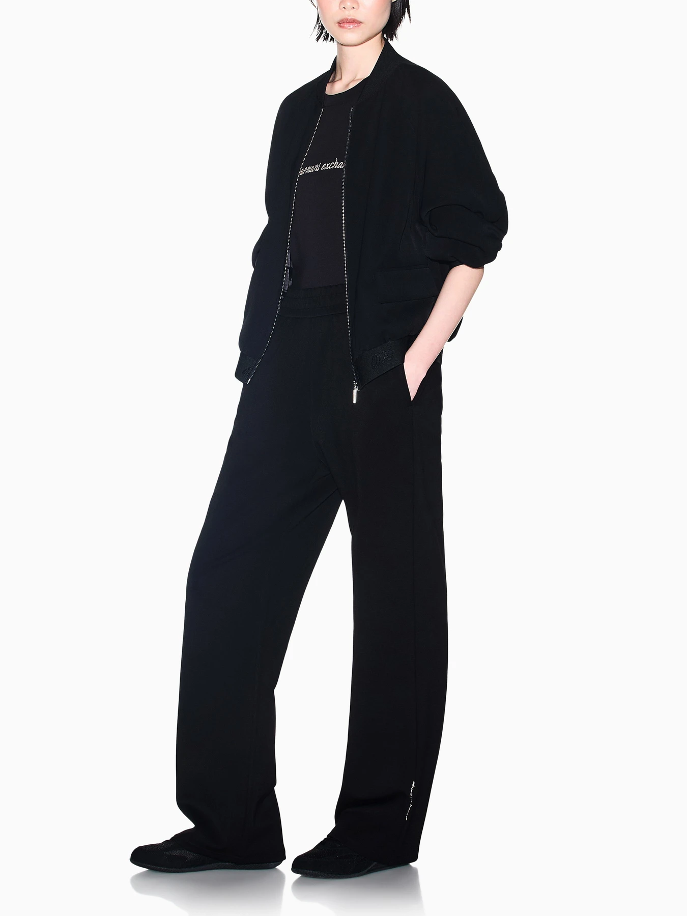 Куртки и дубленки Armani Exchange модель XW002906-AF16125-UC001 Куртки и дубленки Armani Exchange модель XW002906-AF16125-UC001 Фото