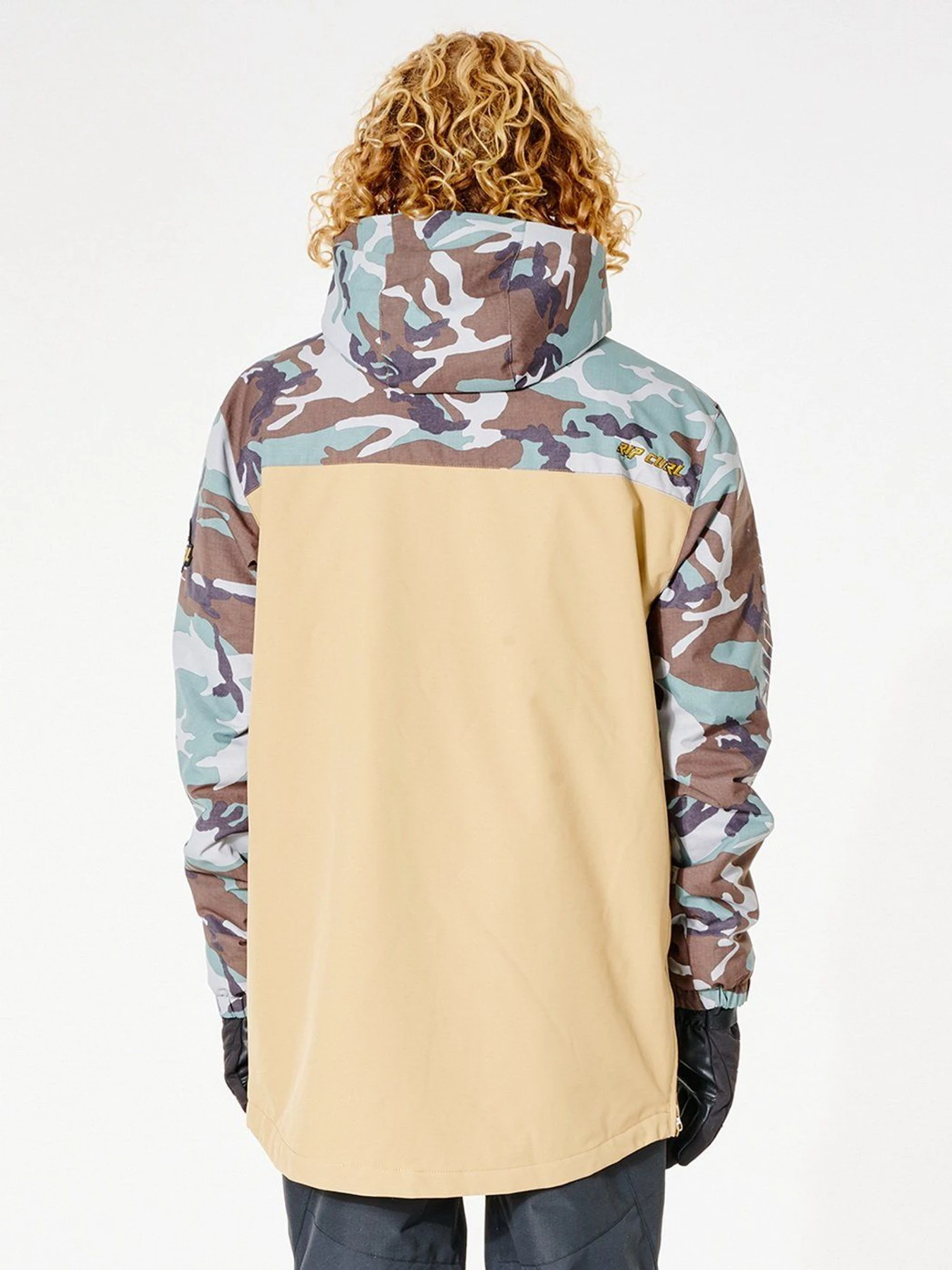 Куртки та дублянки Rip Curl Primative Anorak модель SCJCT4-9660 Мілітарі, пісочний Куртки та дублянки Rip Curl Primative Anorak модель SCJCT4-9660 Мілітарі, пісочний Фото