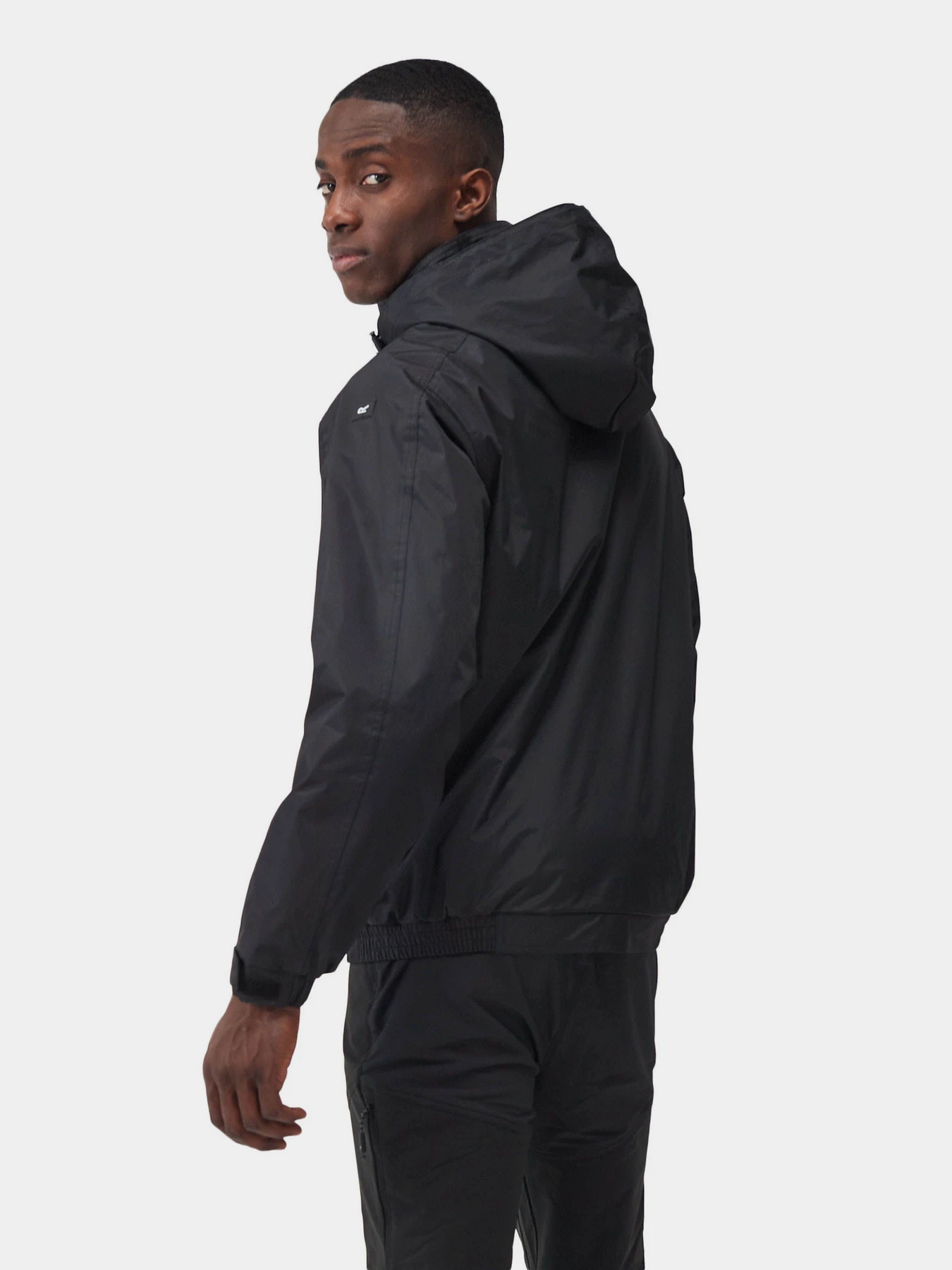 Куртки та дублянки Regatta Niviston модель RMP372-800 Чорний Куртки та дублянки Regatta Niviston модель RMP372-800 Чорний Фото