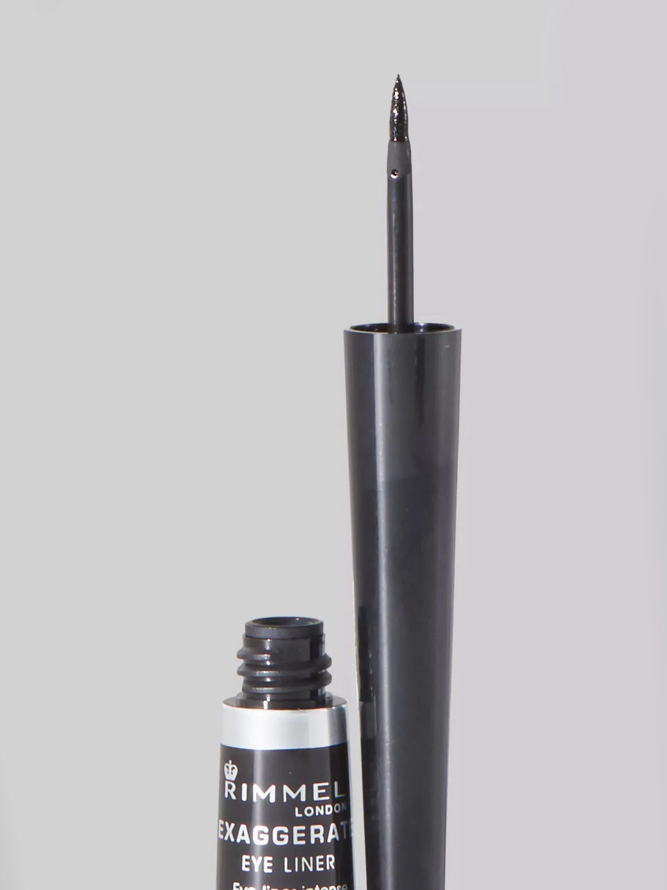 Подводка для глаз Exaggerate Liquid Eyeliner RIMMEL модель 5012874101009 Подводка для глаз Exaggerate Liquid Eyeliner RIMMEL модель 5012874101009 Фото