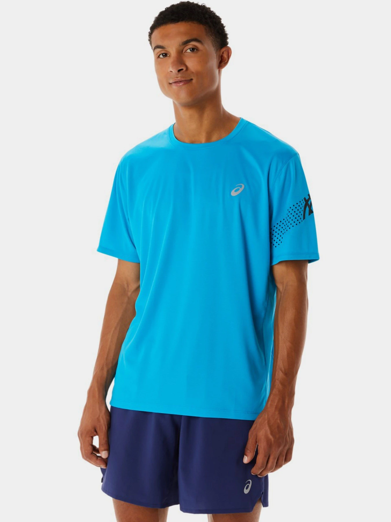 Футболки и поло Asics Icon Ss модель 2011C734-403 Синій, чорний Футболки и поло Asics Icon Ss модель 2011C734-403 Синій, чорний Фото