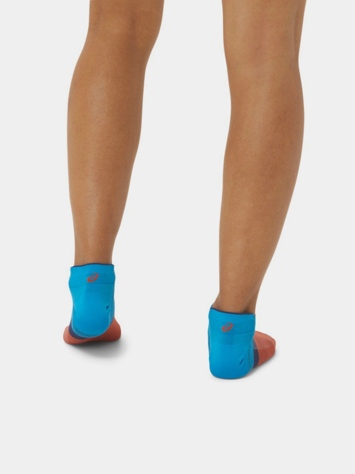 Шкарпетки та гольфи Asics 3ppk Color Block Ankle модель 3033B560-400 Синій Шкарпетки та гольфи Asics 3ppk Color Block Ankle модель 3033B560-400 Синій Фото