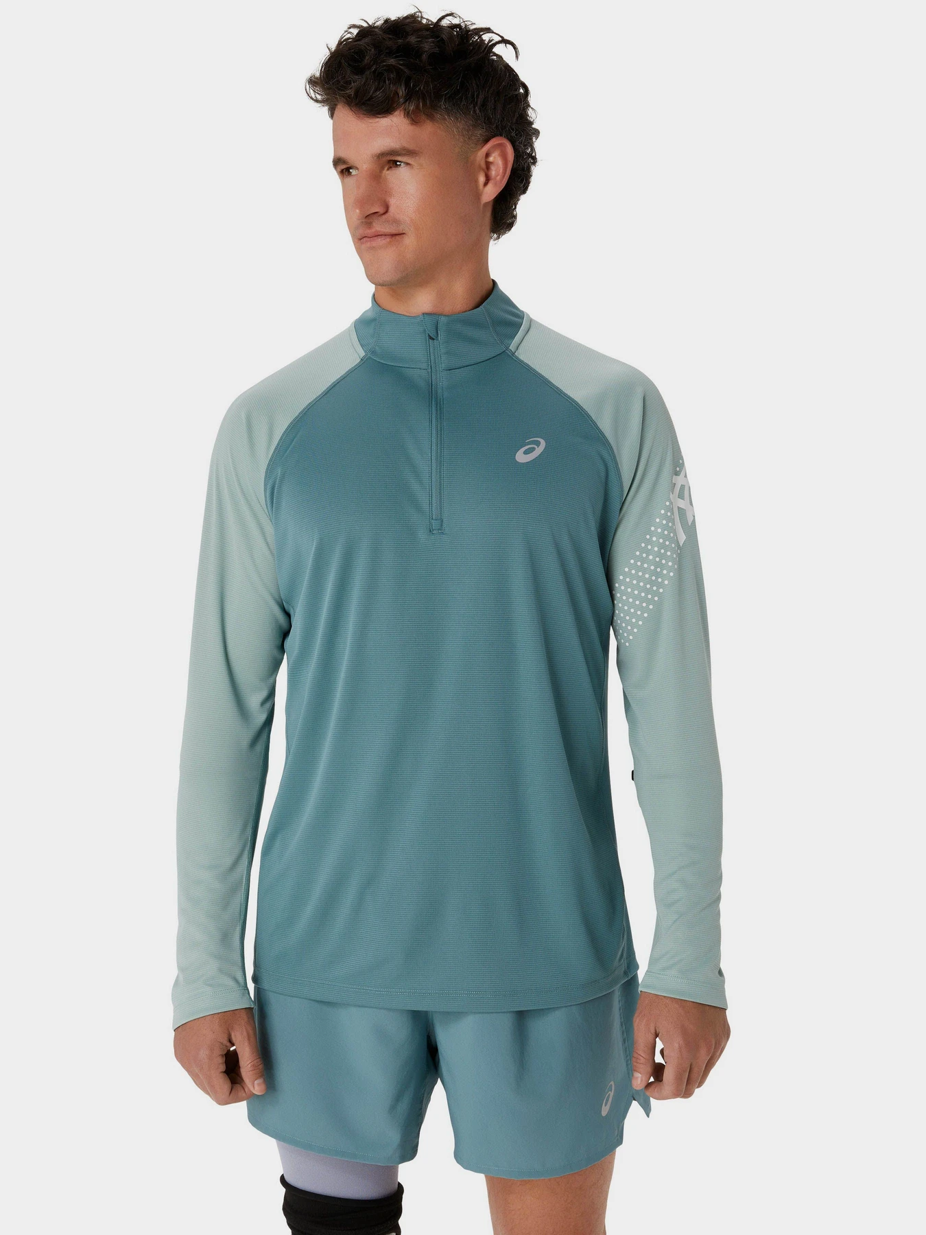 Худі та світшоти Asics Icon Ls 1/2 Zip модель 2011C732-401 Зелений Худі та світшоти Asics Icon Ls 1/2 Zip модель 2011C732-401 Зелений Фото