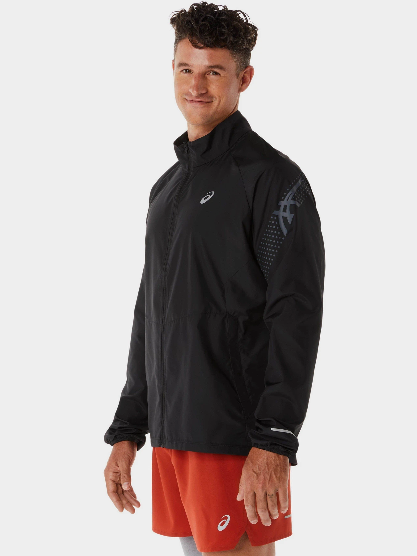 Куртки та дублянки Asics Icon модель 2011C733-001 Чорний Куртки та дублянки Asics Icon модель 2011C733-001 Чорний Фото