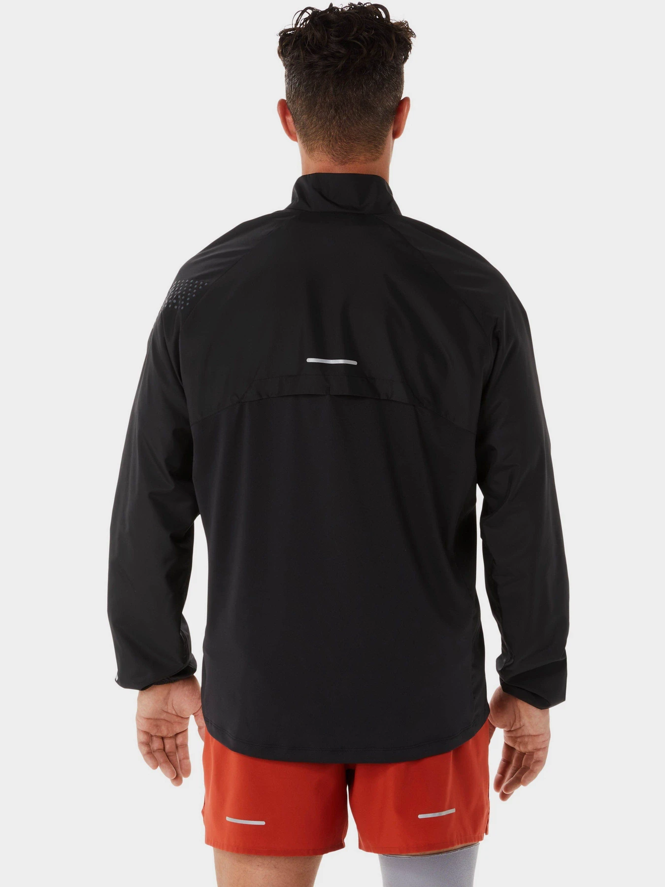 Куртки та дублянки Asics Icon модель 2011C733-001 Чорний Куртки та дублянки Asics Icon модель 2011C733-001 Чорний Фото