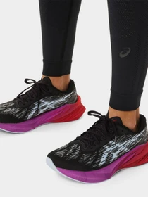 Брюки Asics Seamless Tight модель 2032C506-001 Чорний Фото