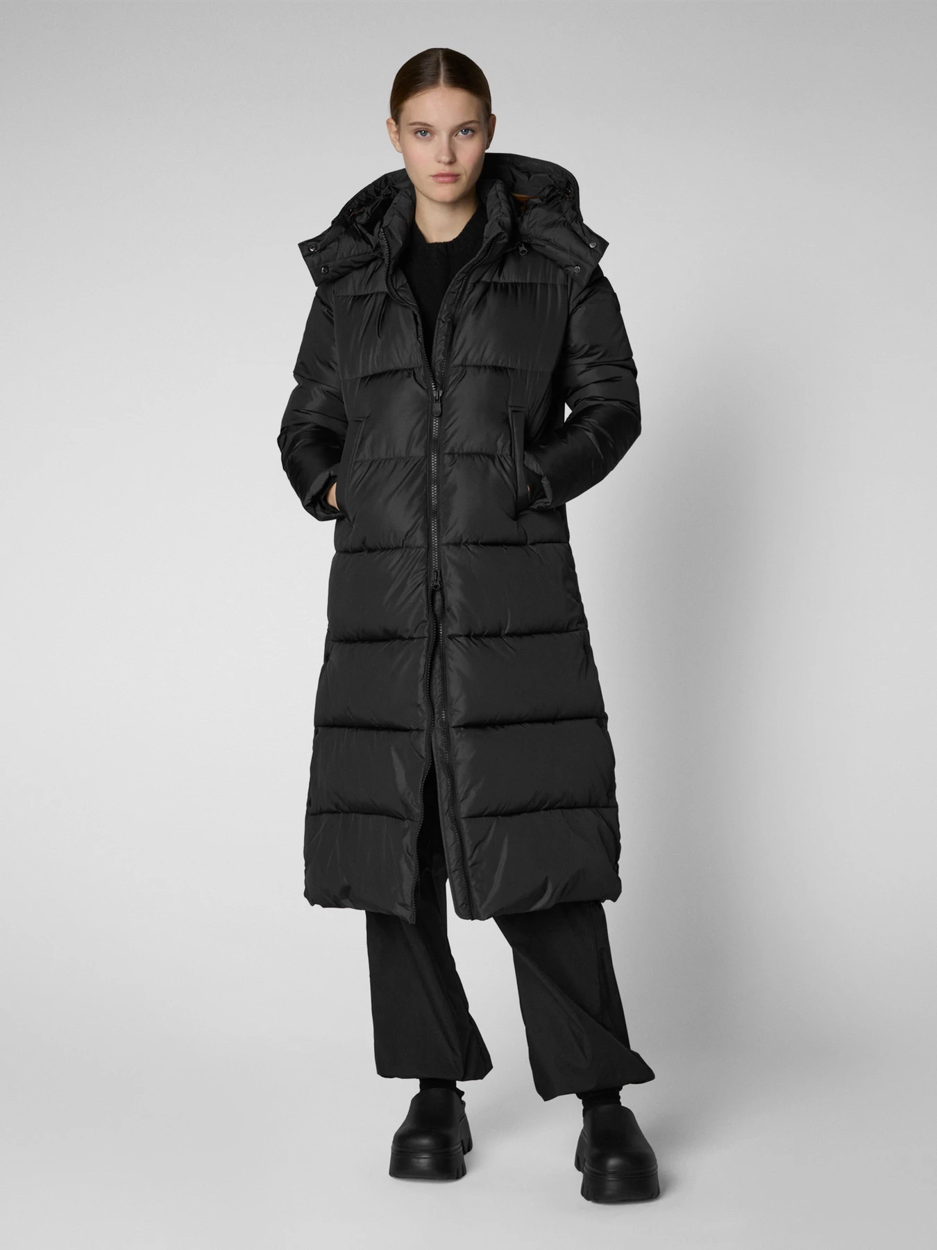 Куртки и дубленки Save the duck Colette модель D40270W COLETTE-MEGA19-10000 Куртки и дубленки Save the duck Colette модель D40270W COLETTE-MEGA19-10000 Фото