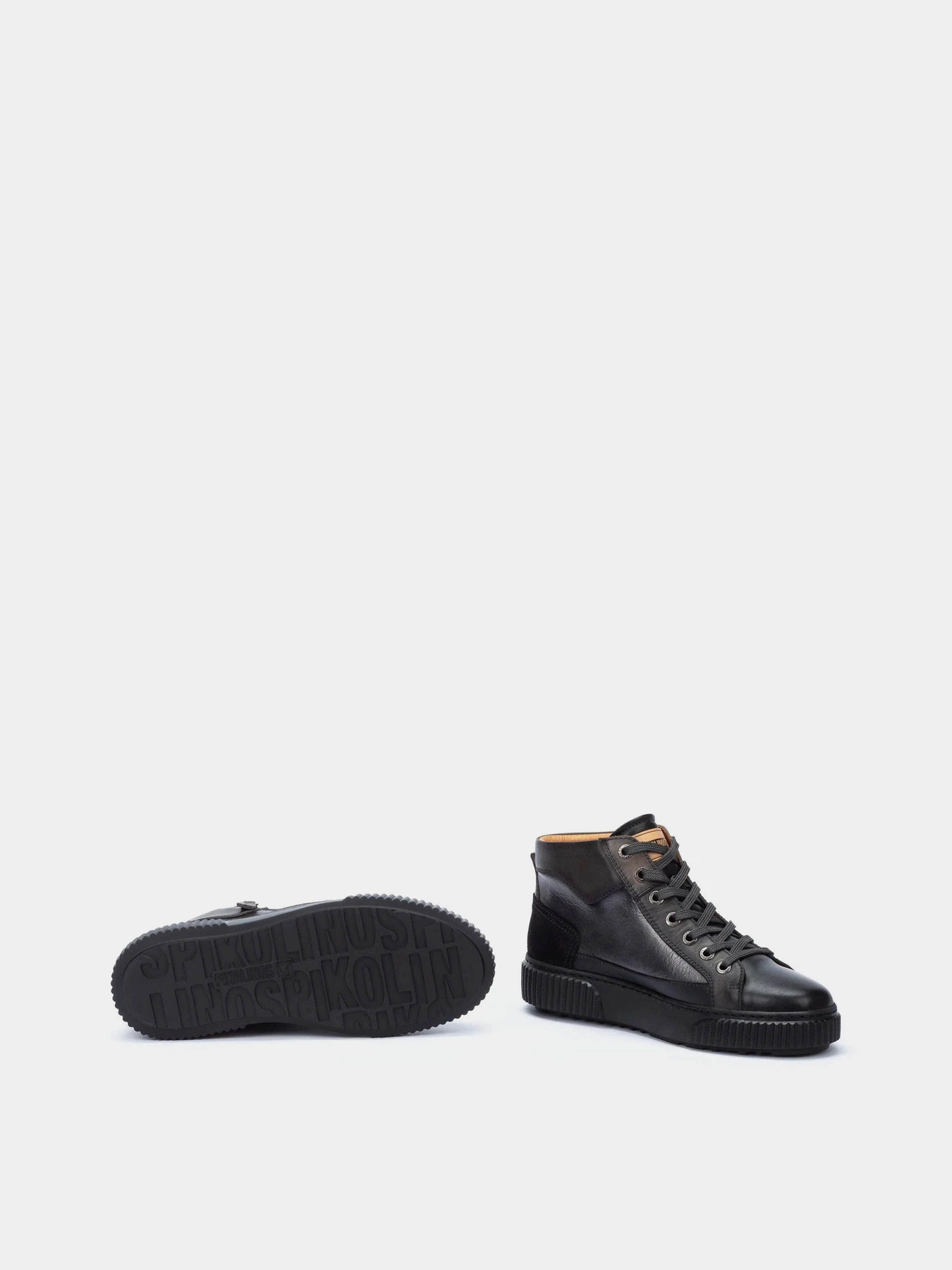 Ботинки и сапоги PIKOLINOS модель W4Z-8584C1-BLACK Фото
