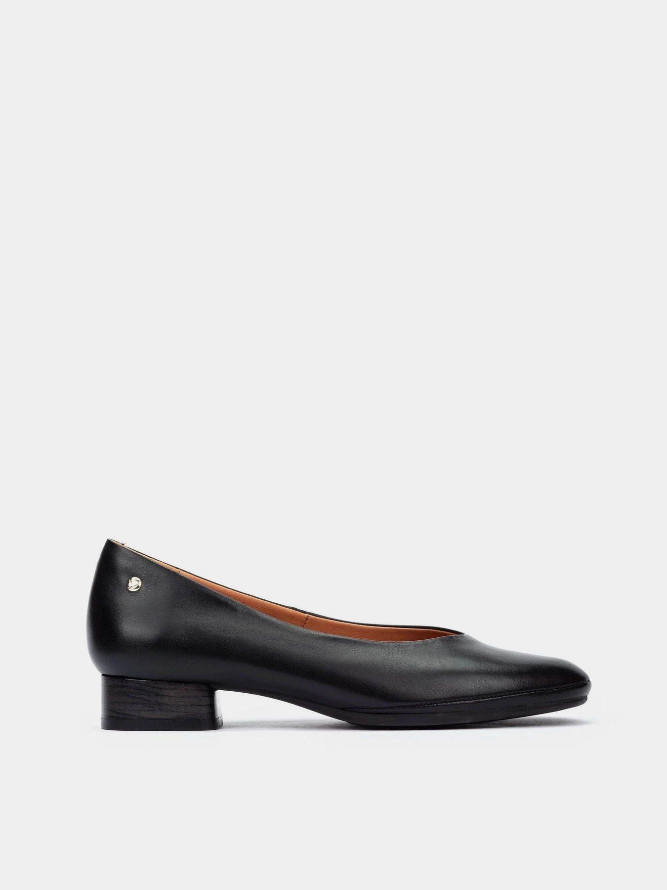 Туфлі та лофери PIKOLINOS модель HAW2N-5627CO-BLACK