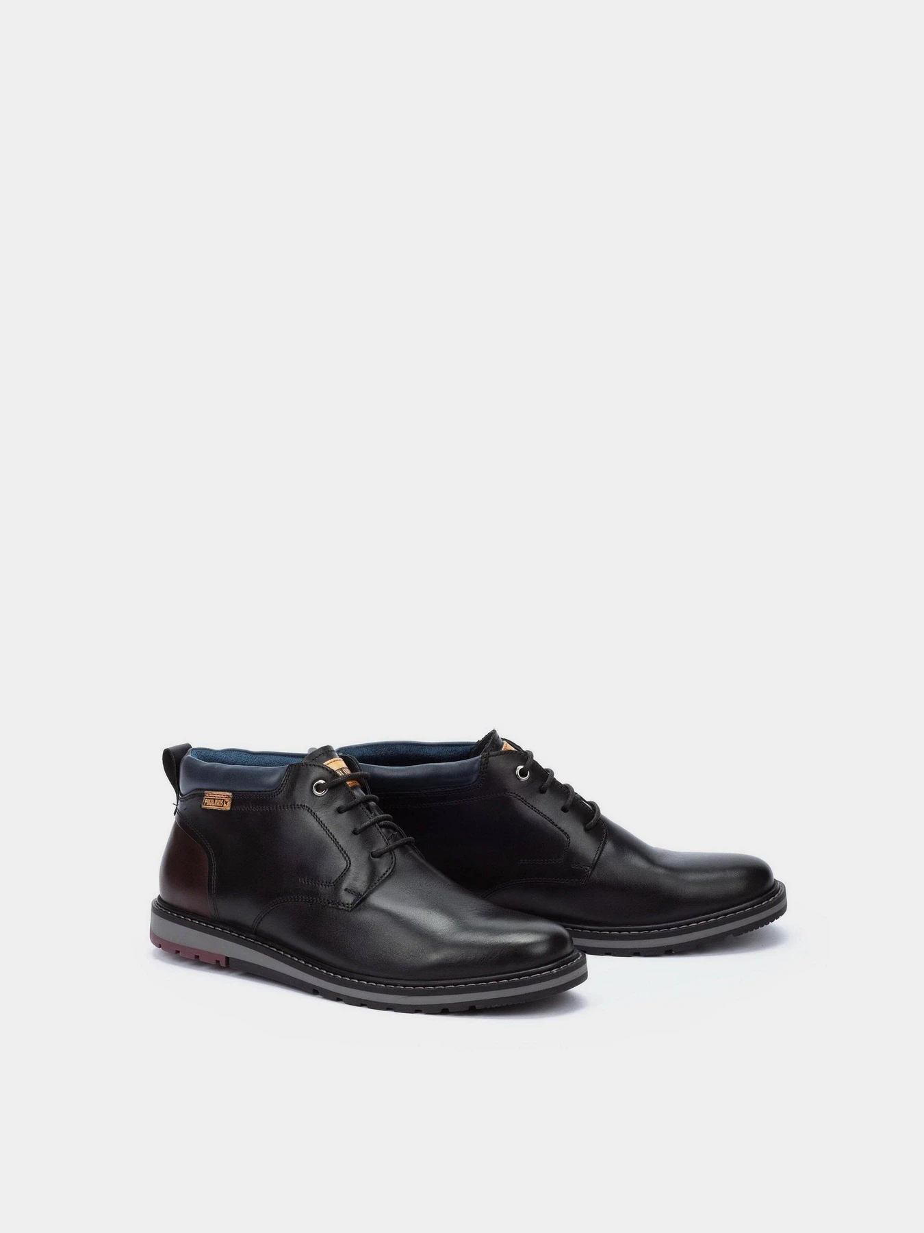 Ботинки и сапоги PIKOLINOS Berna модель M8J-8181С1-BLACK Ботинки и сапоги PIKOLINOS Berna модель M8J-8181С1-BLACK Фото