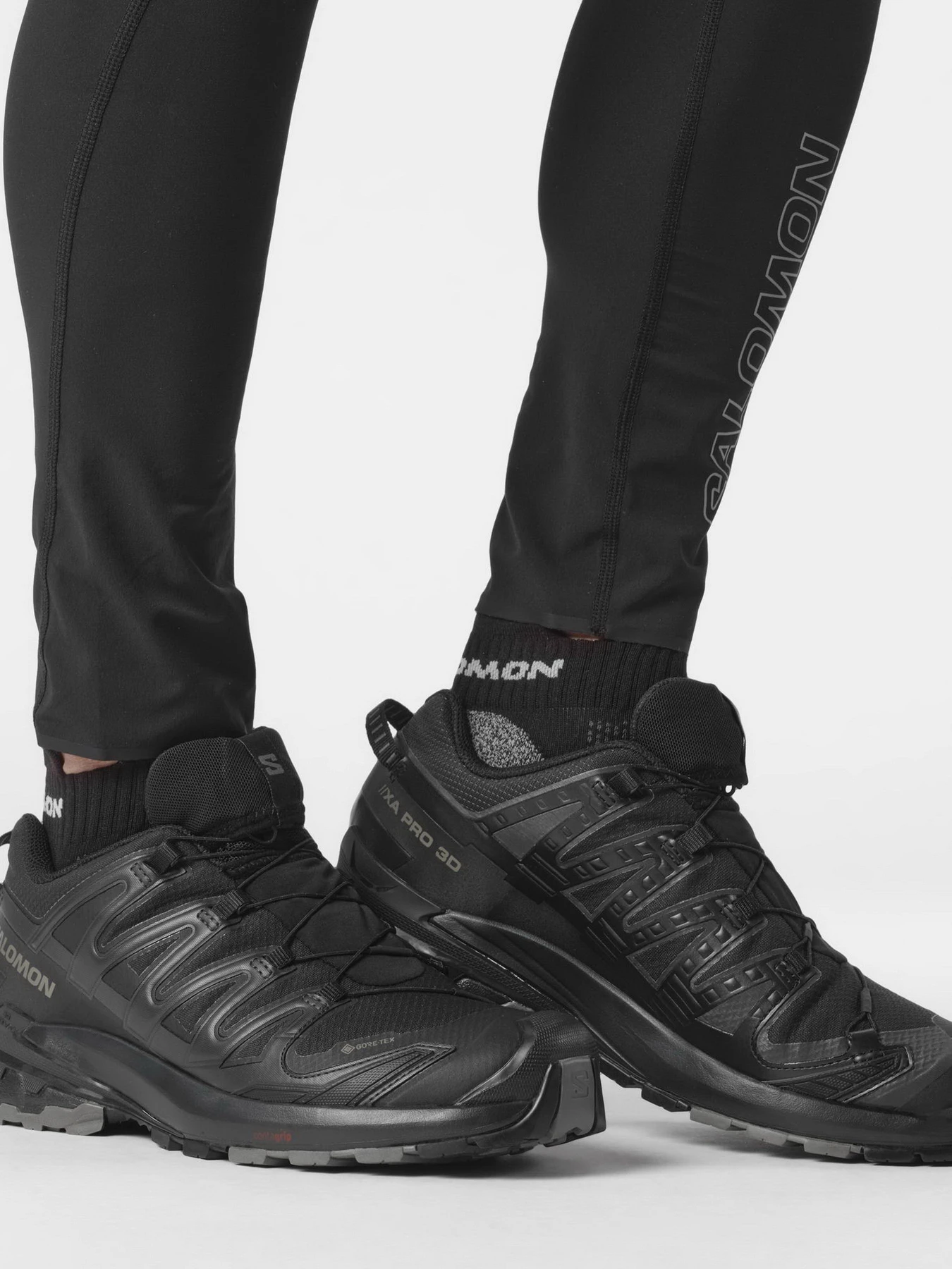Кросівки SALOMON XA PRO 3D V9 GORE-TEX модель L47270100 Фото