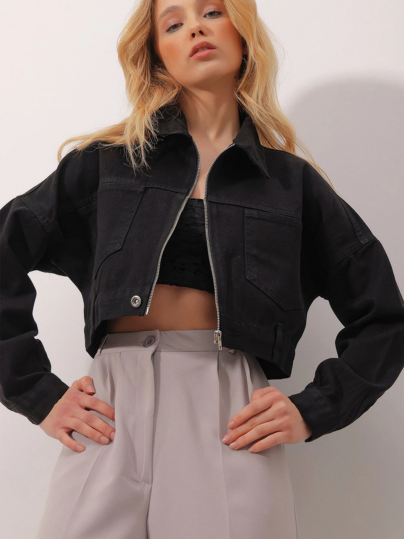 Куртки и дубленки Trend Alacati Stili модель ALC-X9899SİYAH Куртки и дубленки Trend Alacati Stili модель ALC-X9899SİYAH Фото