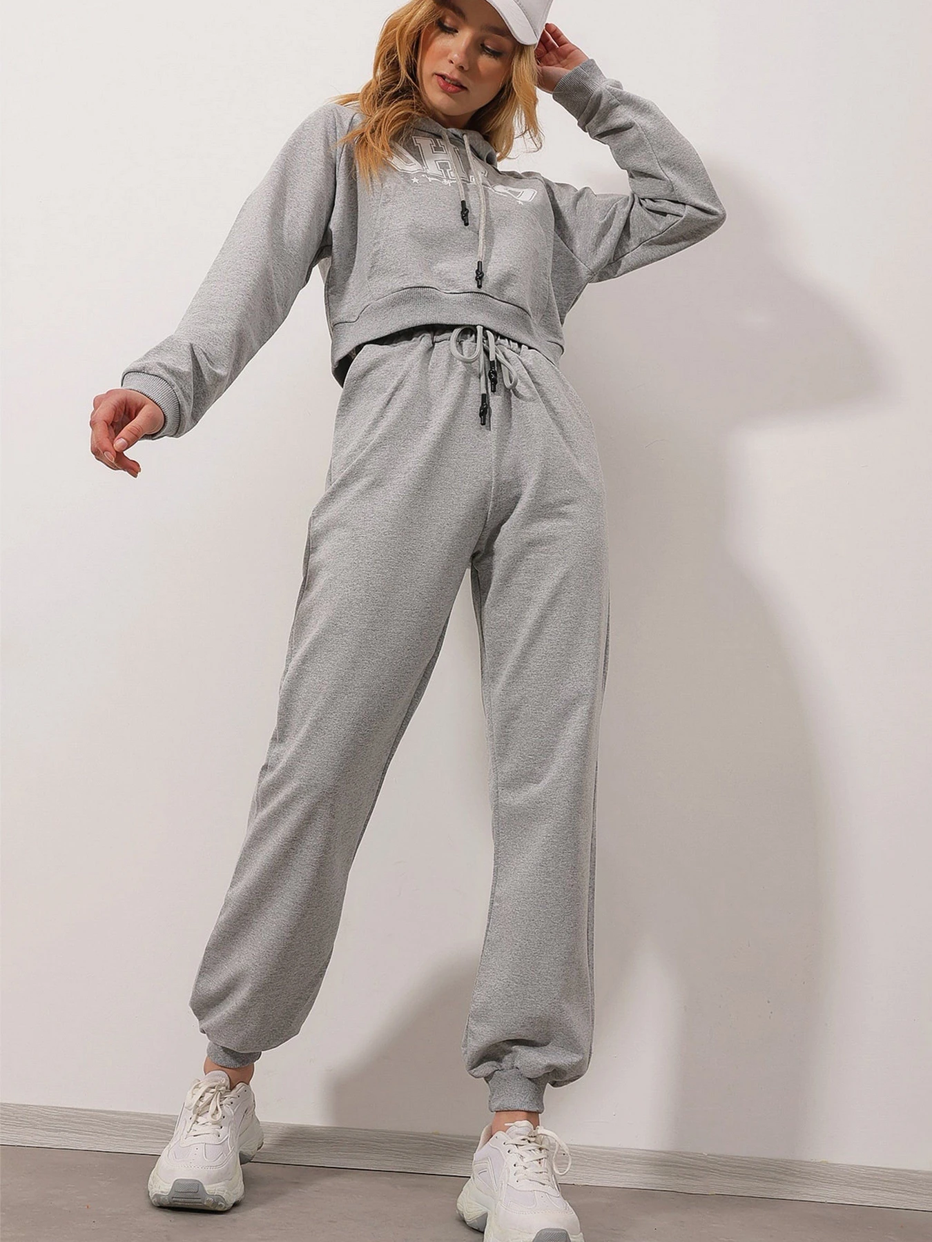 Костюмы Trend Alacati Stili модель ALC-531-507-002/GRIMELANJ Фото