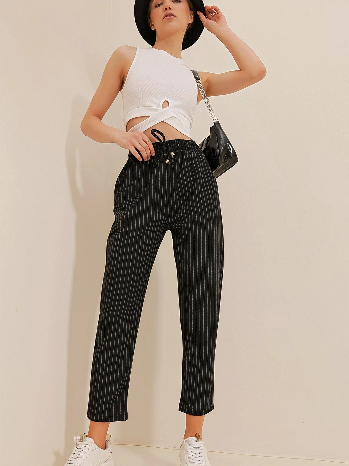 Брюки Trend Alacati Stili модель ALC-X10430/Siyah Брюки Trend Alacati Stili модель ALC-X10430/Siyah Фото