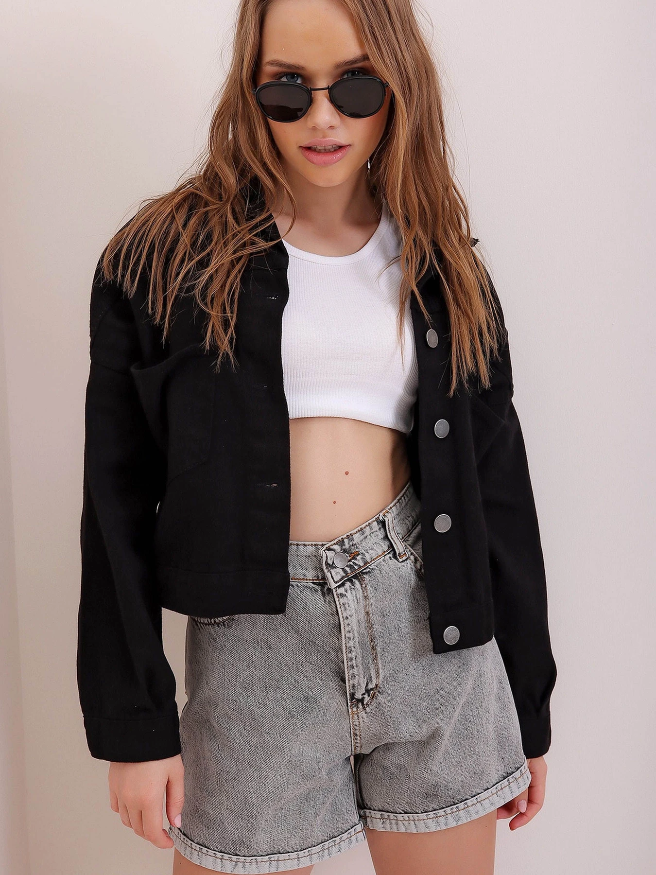 Куртки и дубленки Trend Alacati Stili модель ALC-X3631-RV/SIYAH Фото