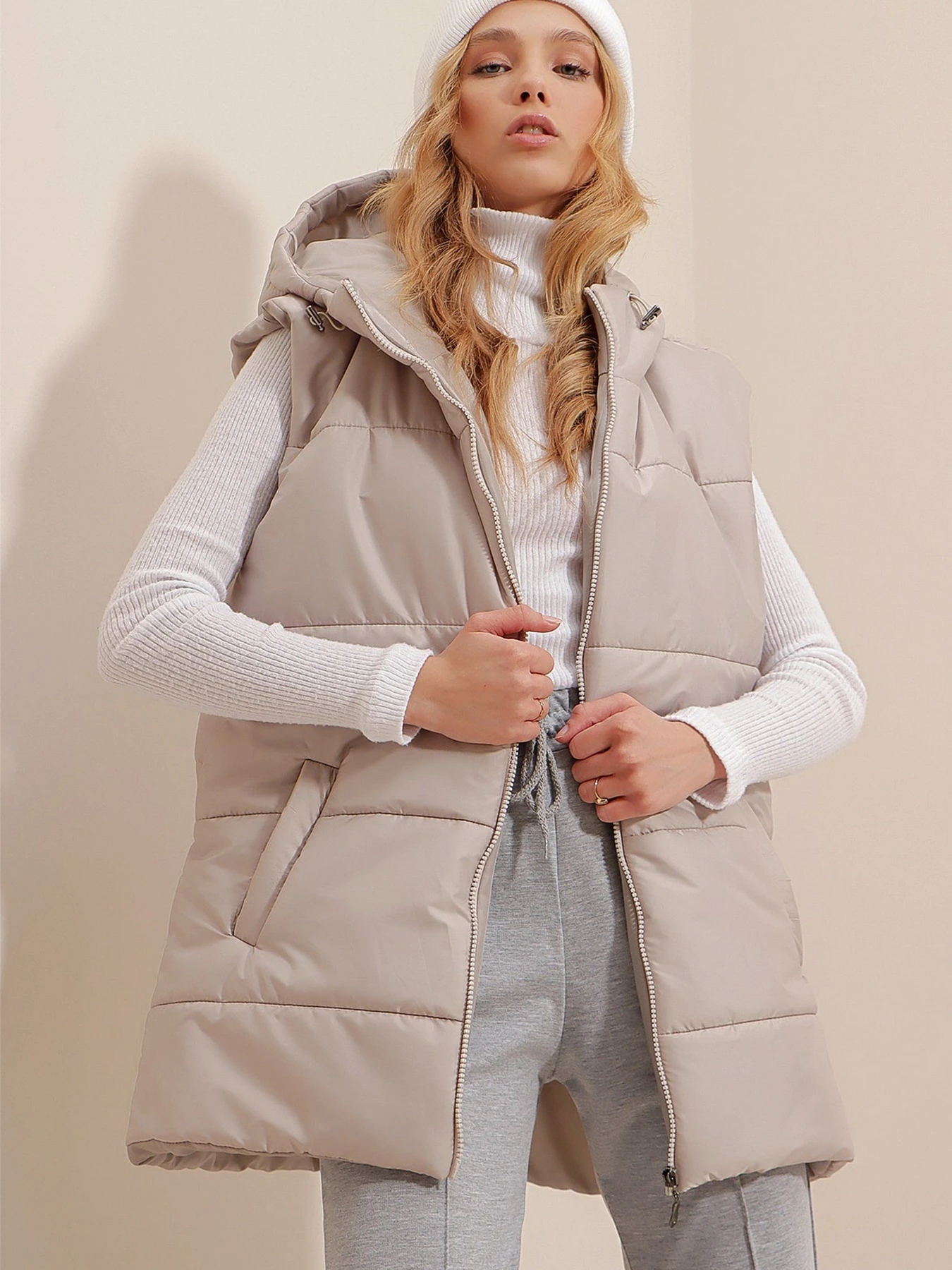 Куртки и дубленки Trend Alacati Stili модель ALC-X9455/GRI Куртки и дубленки Trend Alacati Stili модель ALC-X9455/GRI Фото