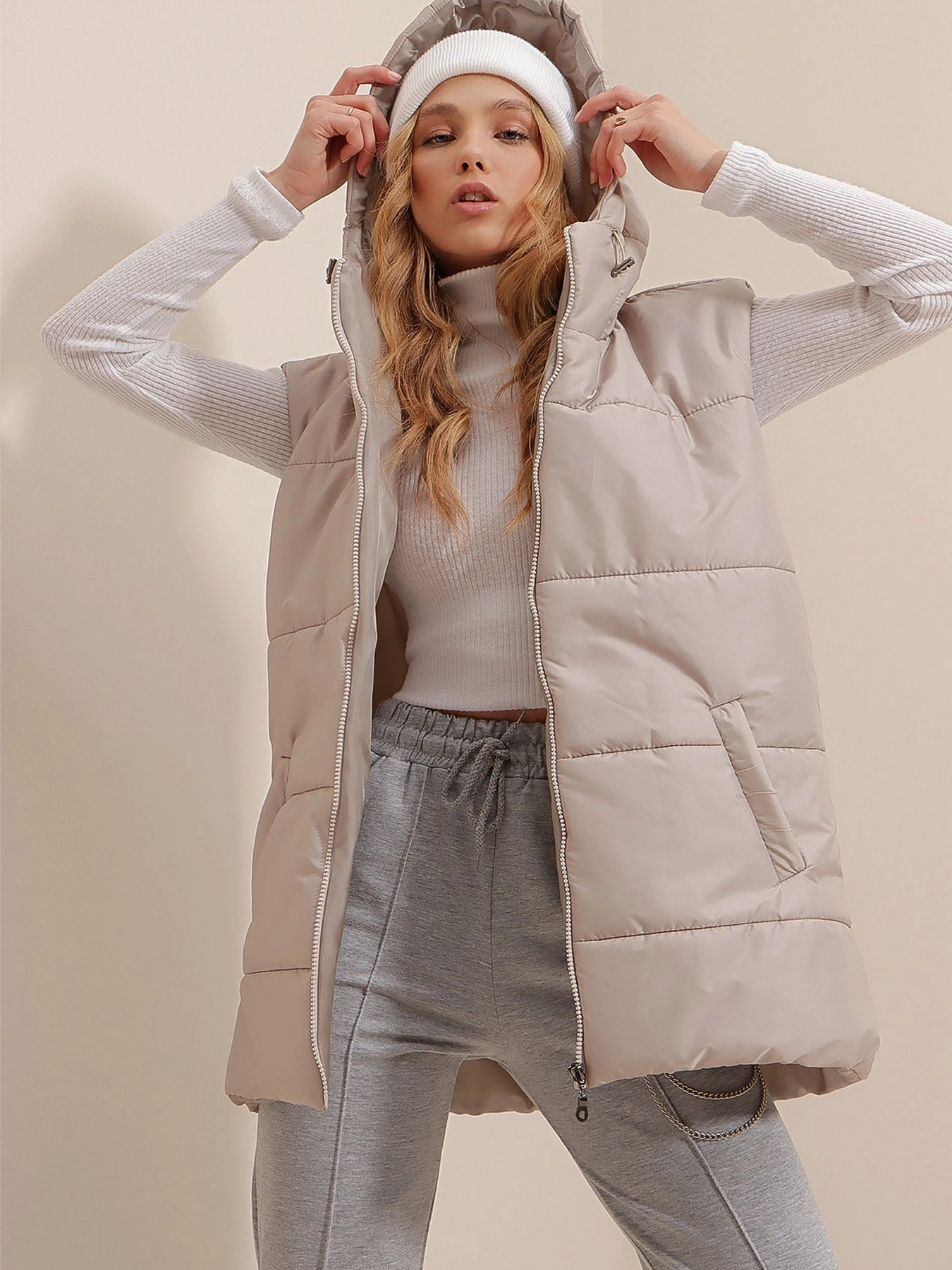 Куртки и дубленки Trend Alacati Stili модель ALC-X9455/GRI Куртки и дубленки Trend Alacati Stili модель ALC-X9455/GRI Фото