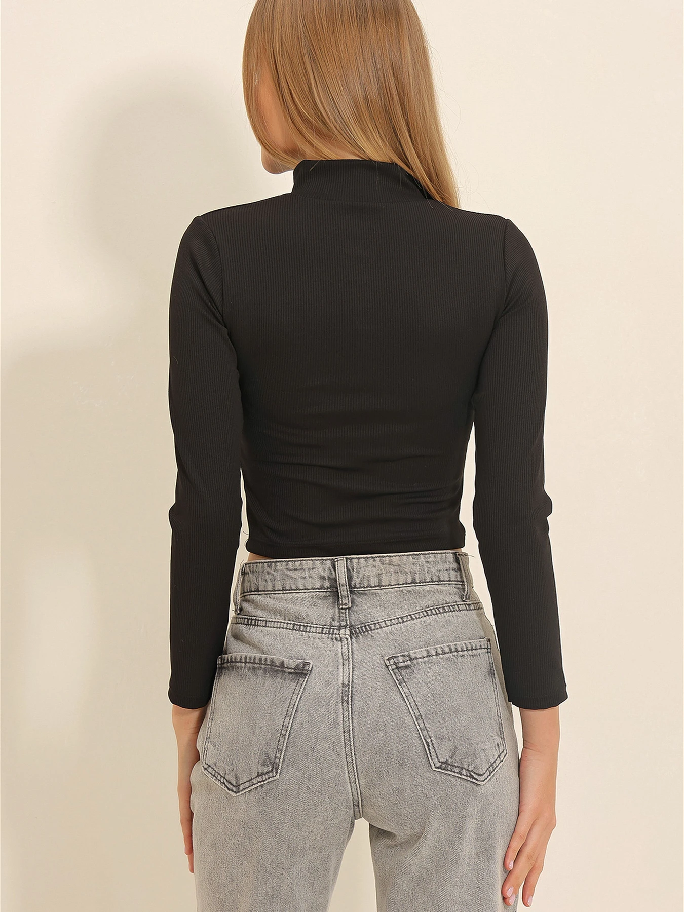 Худи и свитшоты Trend Alacati Stili модель ALC-X11315/SiYAH Худи и свитшоты Trend Alacati Stili модель ALC-X11315/SiYAH Фото